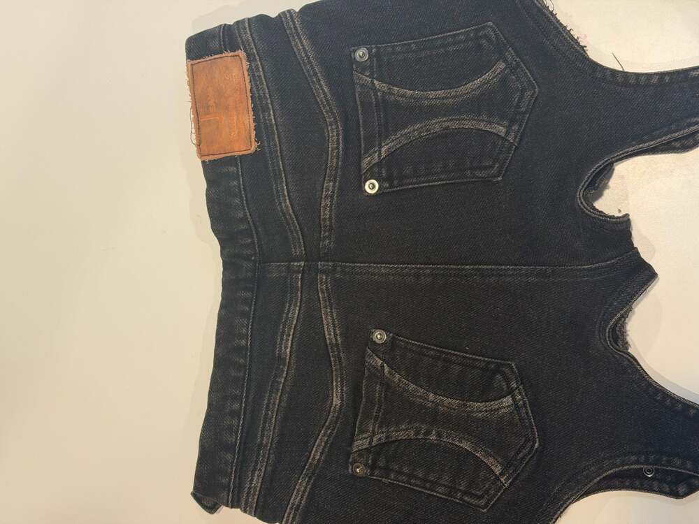 Flowers Birds Market High-Rise Embroidered Studded Denim Shorts - Picture 8 of 11